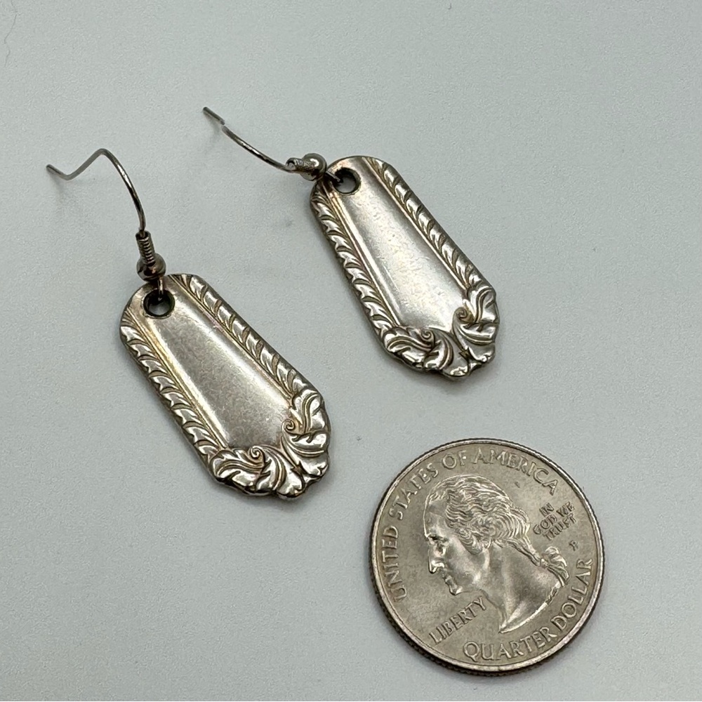 Vintage Spoon Earrings Silver Tone Dangle Flatware Jewelry - Picture 1 of 6